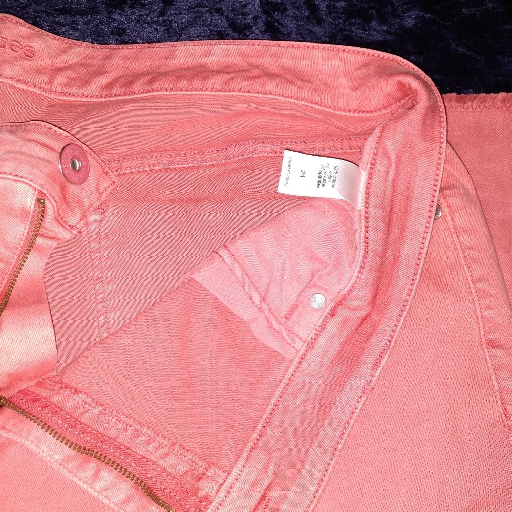 Jeans - Picture 3 of 4